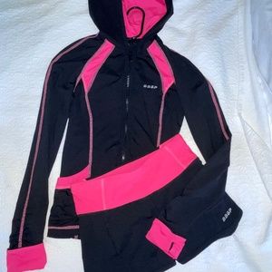 bebe SPORT SET 3 PIECE MATCHING , zip JACKET, SHORTS & TANK Top💗 XS LIKE NEW